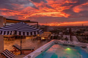 Penthouse with Private Jacuzzi in Villa San Lucas